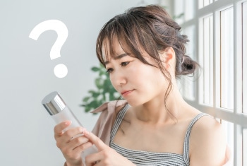 ブースターや美容液はいつ使う?美肌を育てるスキンケアの基本ステップ